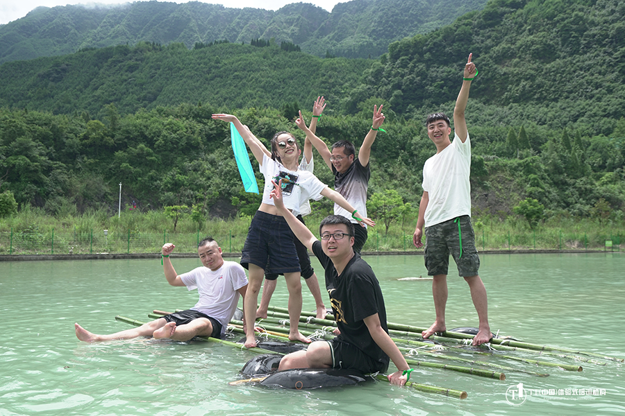 逐夢(mèng)揚(yáng)帆_01.png